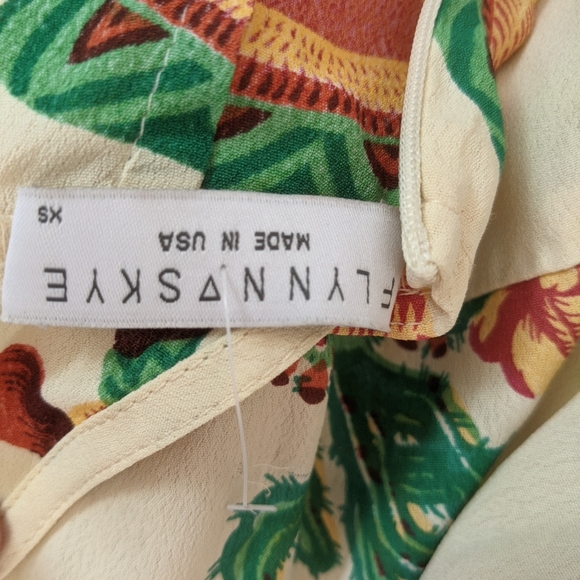 Nwt Flynn Skye Monica almond cactus print halter mini dress xs - Picture 6 of 9